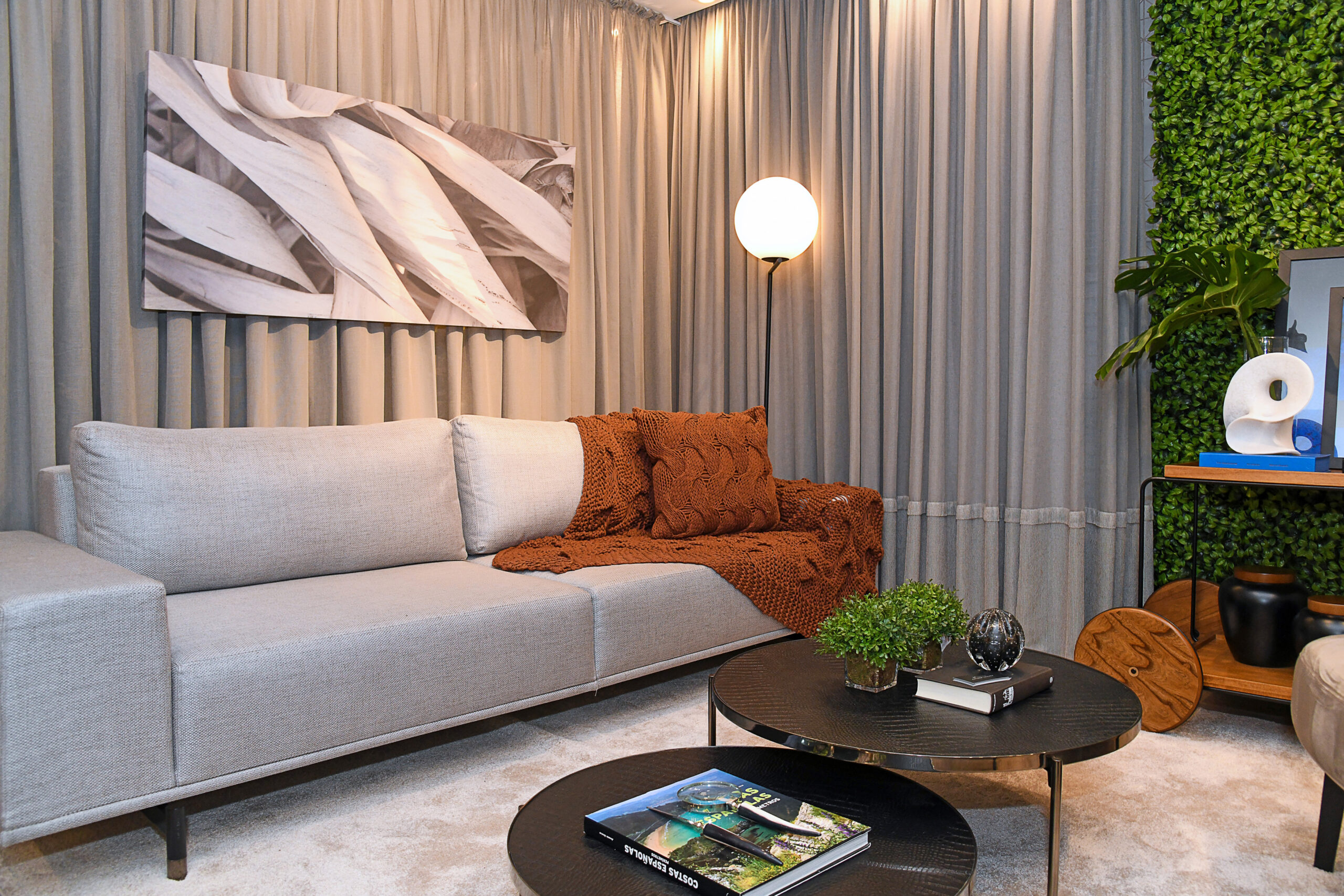 Entre Sedas Decor Vitrine
